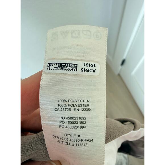 Aritzia Effortless Pant – Size 10 - Picture 6 of 7